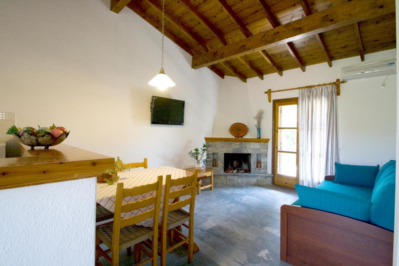 Villas Alexandra Skiathos Platanias  المظهر الخارجي الصورة